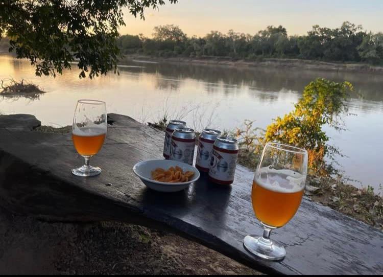 Marula Lodge Mfuwe Buitenkant foto